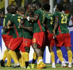 Cameroon's national football players unite in celebration during CAN 2008