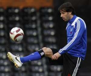 Hamburg's Ruud van Nistelrooy pictured during a training session