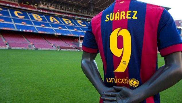 Luis Suarez unveiled.