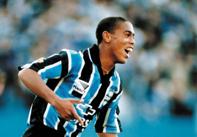 Ronaldinho Gaúcho and his first steps at Gremio