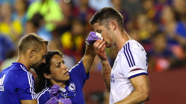 Cahill bleeding in the game against Barcelona