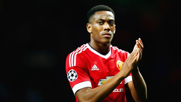 Anthony Martial uplauds Man United fans