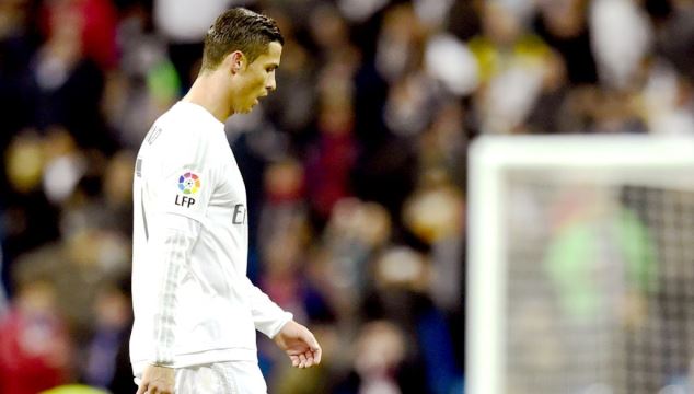 Cristiano Ronaldo booed during El Clasico by Real Madrid fans 