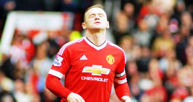 Rooney reacts to a missed chance for Man United 