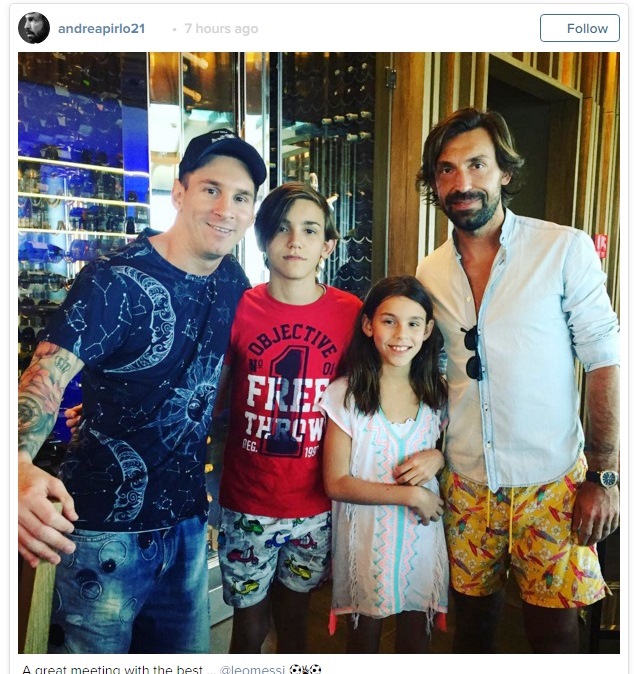 Messi and Pirlo hanging out in Dubai 