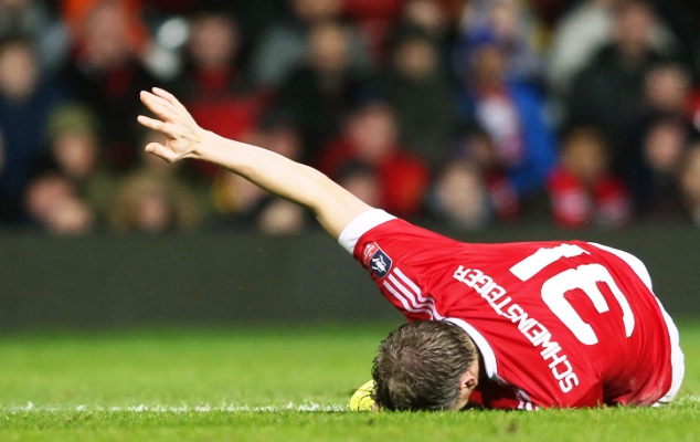 Manchester United's Bastian Schweinsteiger injury against Sheffield United