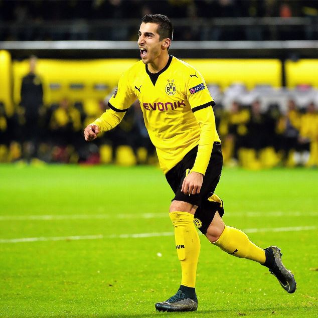 Mkhitaryan in action for Borussia Dortmund 