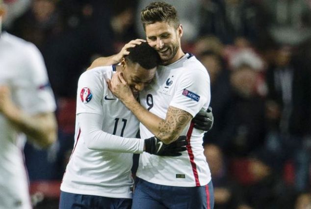 Anthony Martial and Olivier Giroud celebrate a previous goal for France