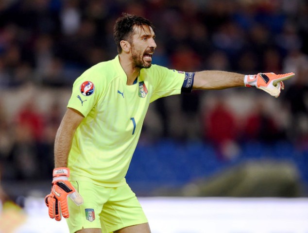 Buffon in action for Italy at Euro 2016