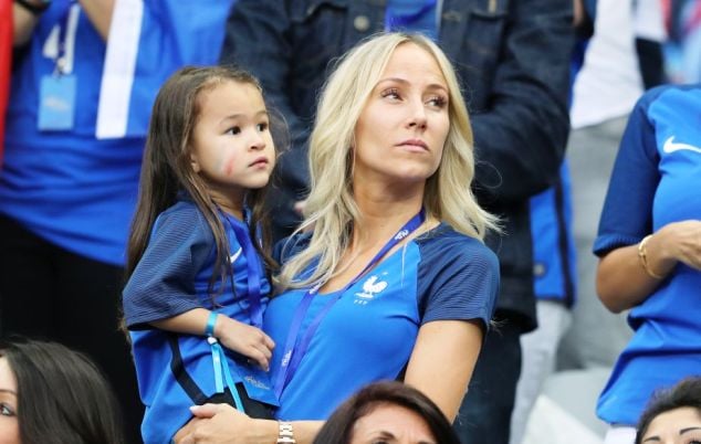Football Wags — familysportlove: Ludivine Payet & Camille Sold