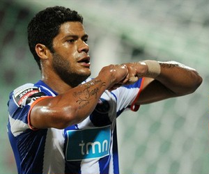 FC Porto's Hulk is a dangerous football player to watch against Benfica