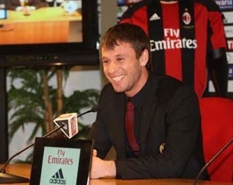 Antonio Cassano has promised to pay back AC Milan fans in the best way.