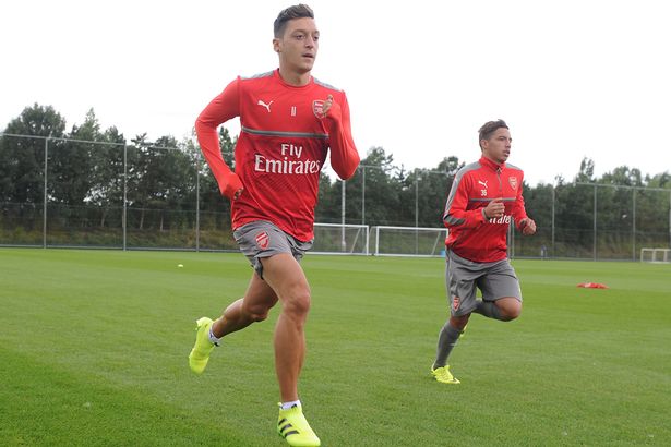 Mesut Ozil, Arsenal, Training, English Premier League
