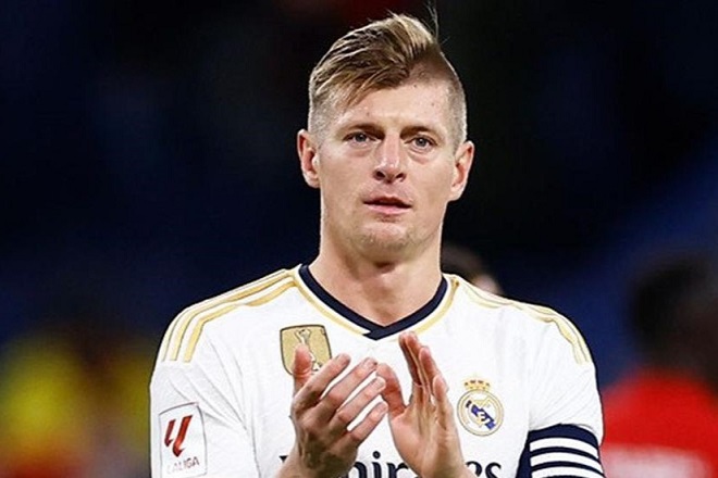 Kroos makes final move on Real Madrid future