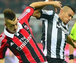 It's Juventus vs Milan live at 14:45 EST / 18:45 GMT on Sunday, April 21, 2013. See where to watch it live with Live Soccer TV.