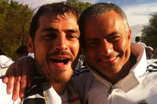 Casillas and Mourinho, all smiles