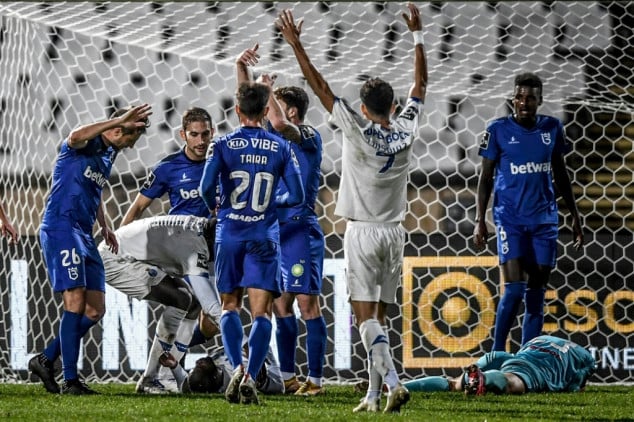 Porto's Nanu seriously hurt in sickening collision