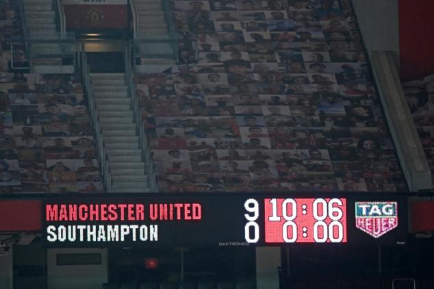 Manchester United golea 9-0 al Southampton y empata con City en el liderato