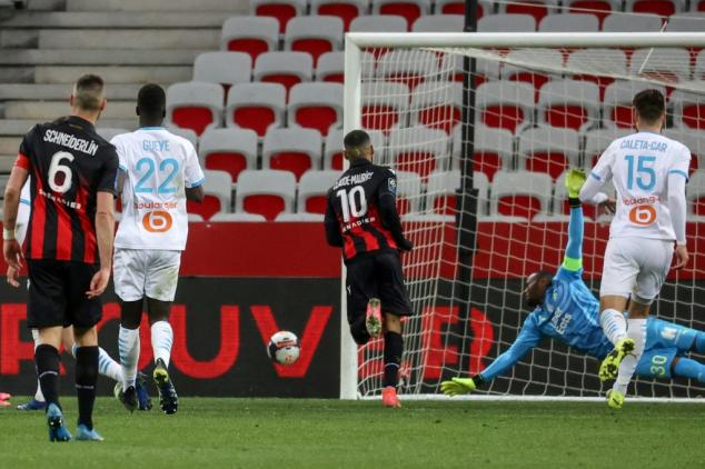 Marseille slump to Nice defeat, Genesio's Rennes win again