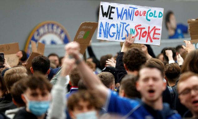 Fans take Super League protests to Stamford Bridge
