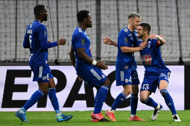 Marseille's European hopes hit by Strasbourg draw