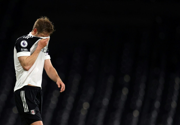 Fulham consuma su descenso al Championship tras perder contra Burnley