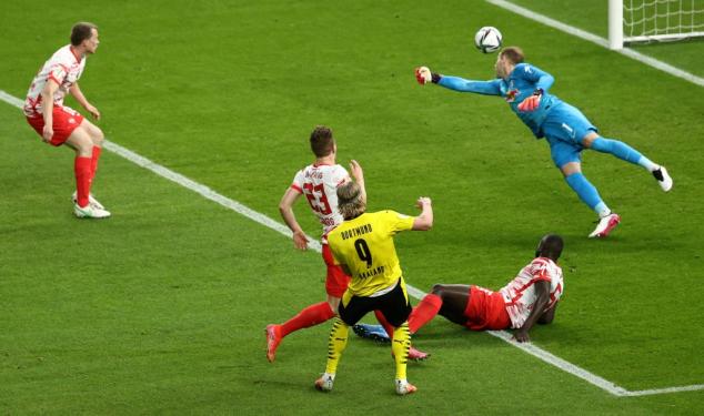 Borussia Dortmund vence Leipzig (4-1) e conquista a Copa da Alemanha