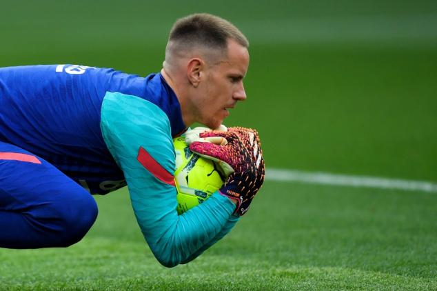 Germany's Ter Stegen to undergo knee operation, out of Euros