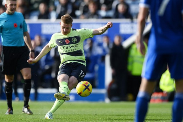 WATCH: De Bruyne scores wonder goal vs Leicester