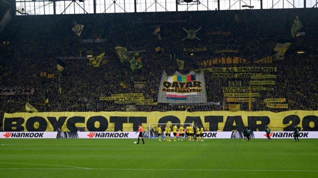 German football fans call for Qatar World Cup boycott