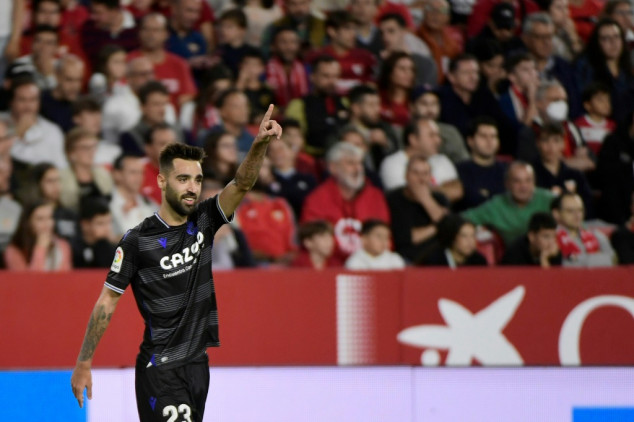 Mallorca sink Atletico, Real Sociedad beat nine-man Sevilla