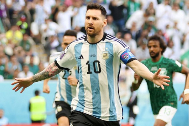 WATCH: Messi scores Argentina's Qatar 2022 opener