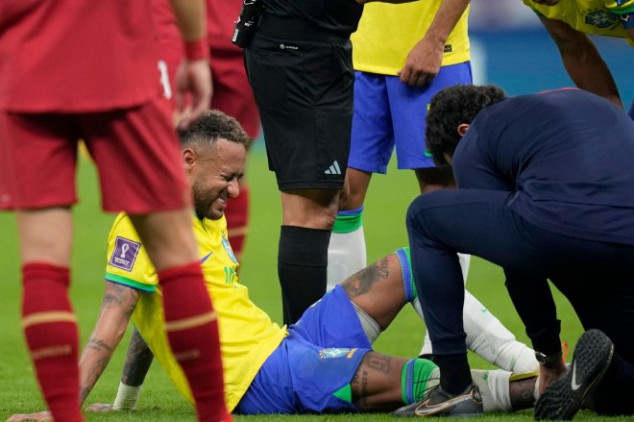 Raphinha slams Brazil fans after Neymar's injury