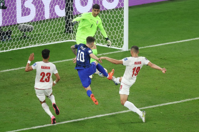 Pulisic scores first-ever World Cup goal vs Iran