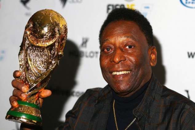 Pele reportedly moved to "end-of-life" care