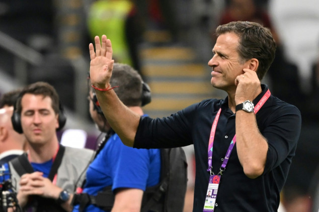 Germany's Bierhoff steps aside after World Cup exit