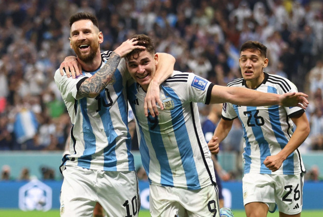 Messi delivers magic as Argentina extend WC feat