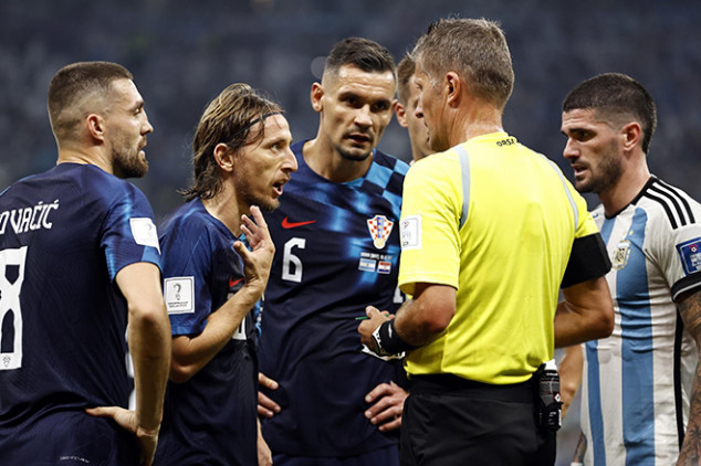 Modric slams referee over Argentina penalty