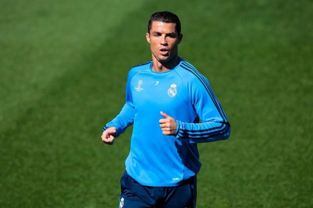 CR7 spotted training at Real Madrid's facilities