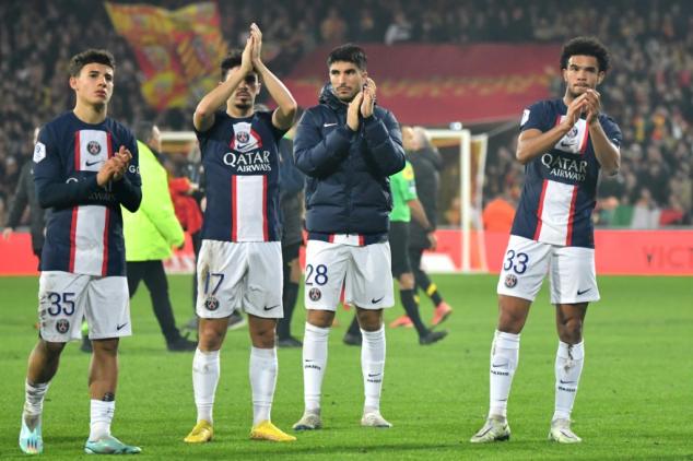 Sin Messi ni Neymar, París SG sufre en Lens su primera derrota de la temporada