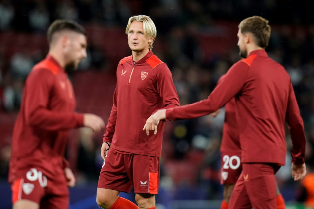 Sevilla devolve Kasper Dolbert ao Nice, que o empresta ao Hoffenheim