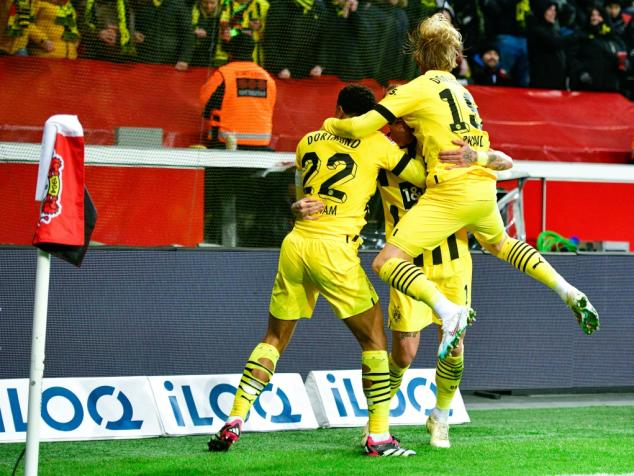 Allemagne: Dortmund gagne à Leverkusen, resserrement en tête de la Bundesliga