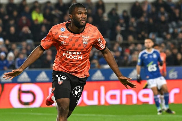 Nigeria striker Moffi joins Nice from French rivals Lorient