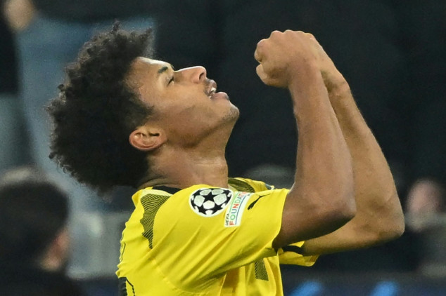 Borussia Dortmund vence Chelsea em casa (1-0) na ida das oitavas da Champions