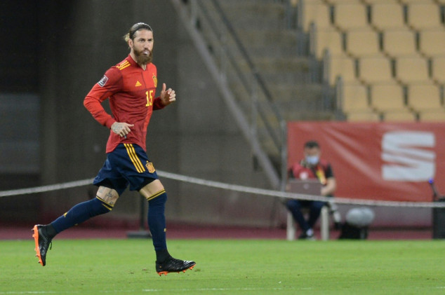 Sergio Ramos anuncia aposentadoria da seleção espanhola