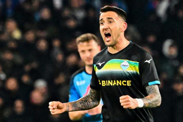 Lazio surpreende, vence líder Napoli (1-0) fora de casa e assume vice-liderança do Italiano