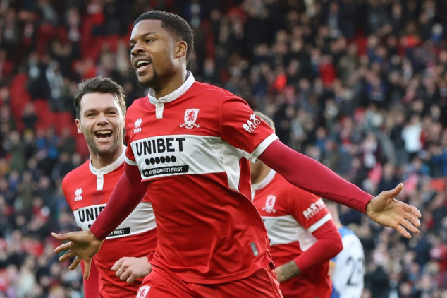 Boro revive Championship promotion race with Reading rout