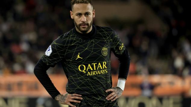 Neymar erfolgreich in Katar operiert