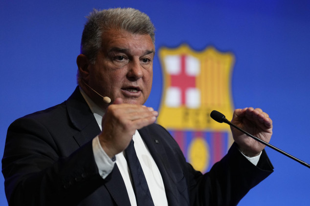 La Liga: Barcelona charged with corruption