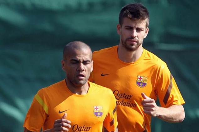 Piqué aims digs at Alves over recent legal issues